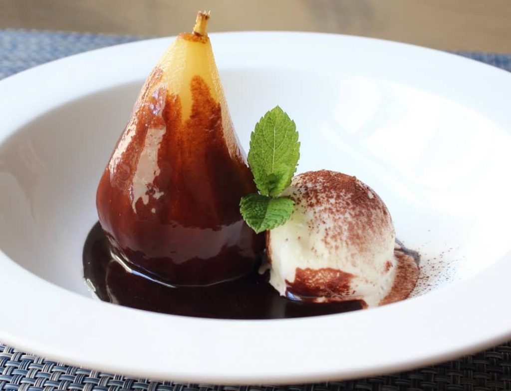 طرز تهیه گلابی ژله ای