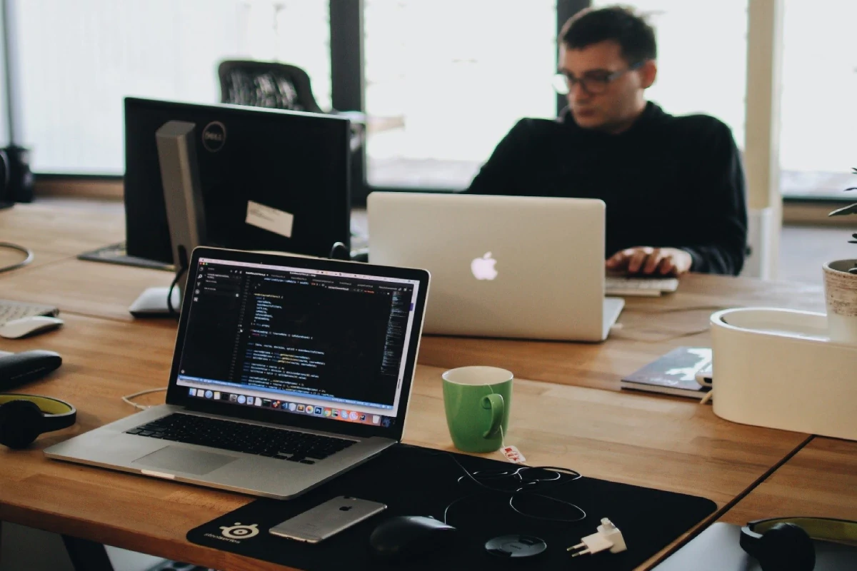 توسعه اپلیکیشن درسال 2024 موفق نیست! زمان تک