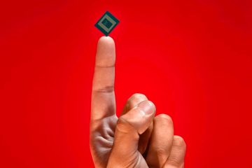 مقایسه بنچمارک A17 Pro و اسنپدراگون ۸ نسل ۳؛ اپل سرانجام زانو زد؟