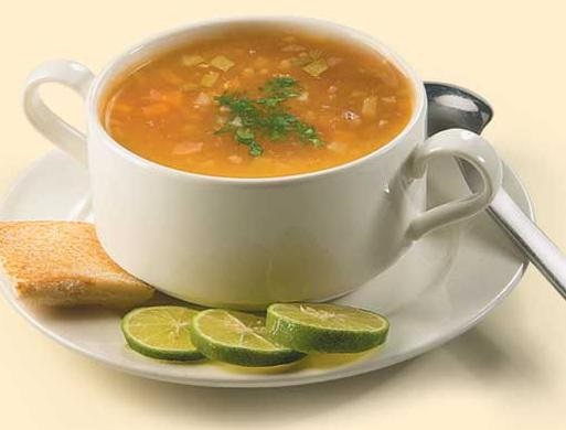 نحوه تهیه سوپ گوشت برای سرماخوردگی مقوی و راحت با جو 2 طرز تهیه سوپ گوشت برای سرماخوردگی