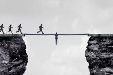 زیاده‌روی در کمک به دیگران