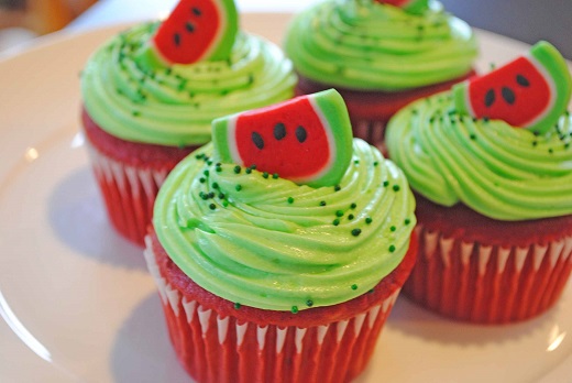 طرز تهیه کاپ کیک یلدایی