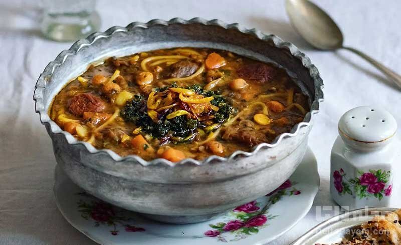 نحوه تهیه آش میوه ترکی با حبوبات و زردآلو دلچسب و عالی 4 طرز تهیه آش میوه