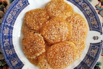 طرز تهیه پولکی کنجدی