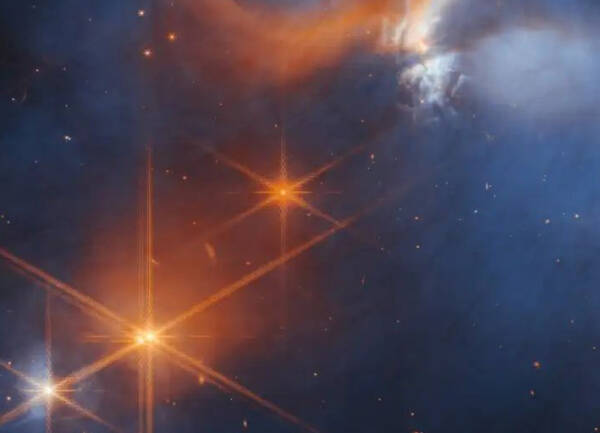 کشف عناصر یخی سازنده حیات توسط تلسکوپ فضایی جیمز وب