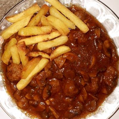 نحوه تهیه خورش قارچ با گوشت چرخ کرده سریع و خوشمزه با برنج_سلوادور 2 طرز تهیه خورش قارچ با گوشت چرخ کرده