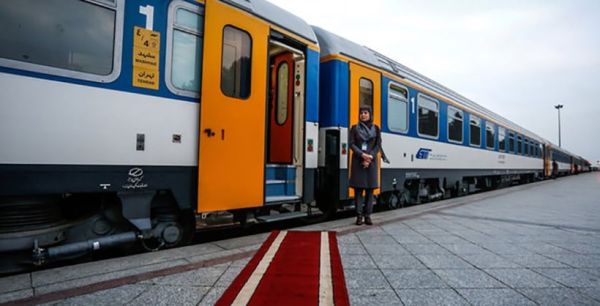 نکاتی درمورد بلیط قطارهای مهتاب سیر جم_سلوادور 6 1714667163 371 نکاتی درمورد بلیط قطارهای مهتاب سیر جم سلوادور