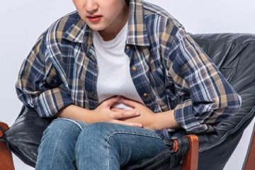 درد شکمی از علائم الیگومنوره