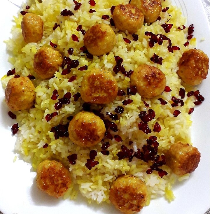 نحوه تهیه زرشک پلو با گوشت قلقلی ساده و سریع با دستور ویژه_سلوادور 2 طرز تهیه زرشک پلو با گوشت قلقلی