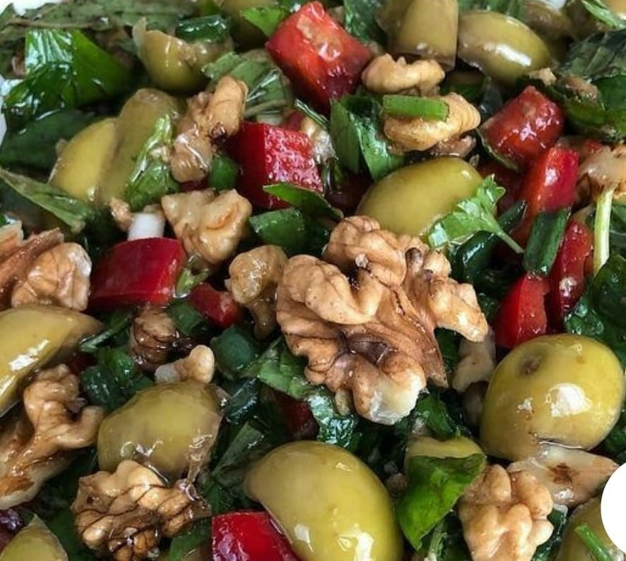طرز تهیه سالاد زیتون