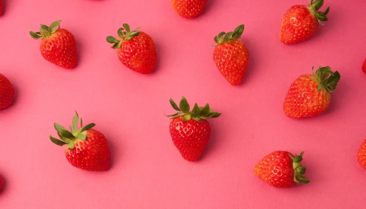 1723673891 308 با مصرف این ۱۱ غذا، با عینک خداحافظی کنید سلوادور.webp