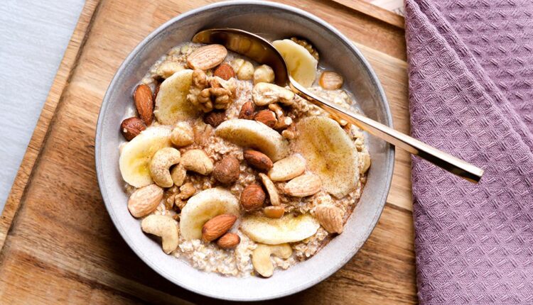 1724019977 588 ۱۲ غذایی که شدت افت وزن شما را چند برابر