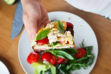 ۱۲ غذایی که سرعت کاهش وزن شما را چند برابر می‌کنند!