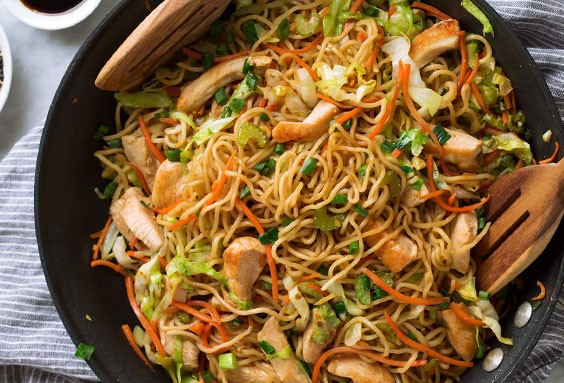 طرز تهیه سالاد چومین