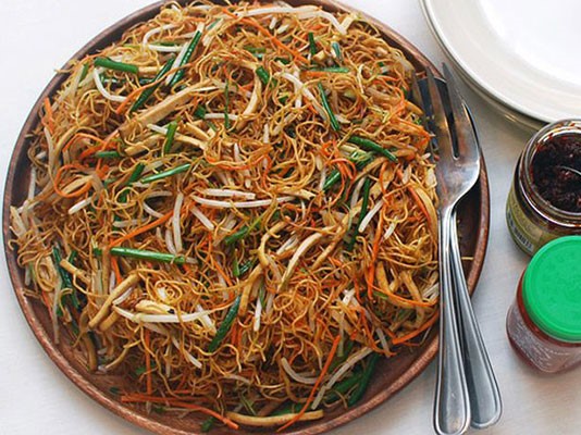 طرز تهیه سالاد چومین