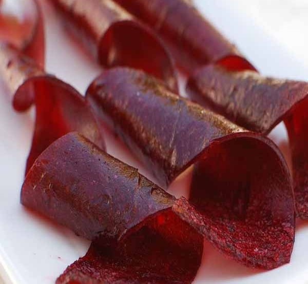 طرز تهیه لواشک آلو قرمز