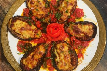 طرز تهیه بادمجان شکم پر با پنیر پیتزا