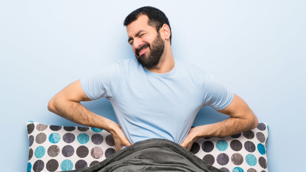 1734915929 461 کمر درد صبحگاهی چرا کمرم صبح‌ها درد می‌گیرد؟‌ را‌های درمان