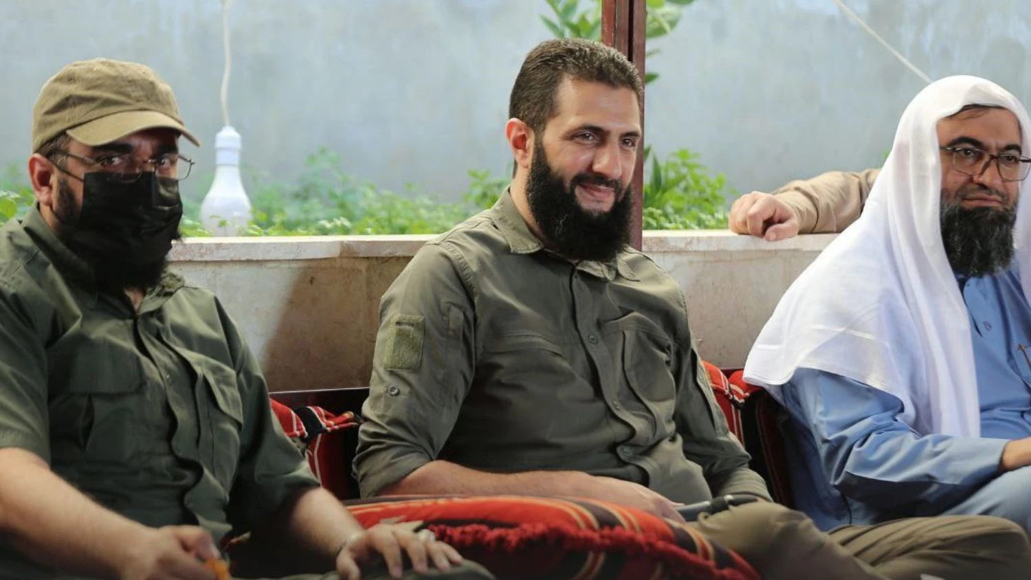 درس‌های ریبرندینگ ابومحمد الجولانی تروریستی که سیاستمدار شد سلوادور.webp