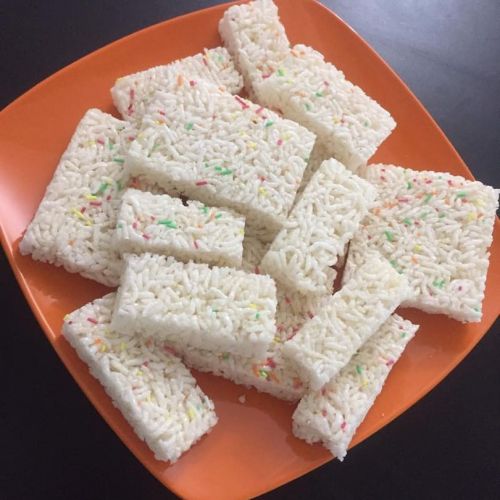 طرز تهیه برنجک شیرین شمالی سالم و خوشمزه ویژه یلدا