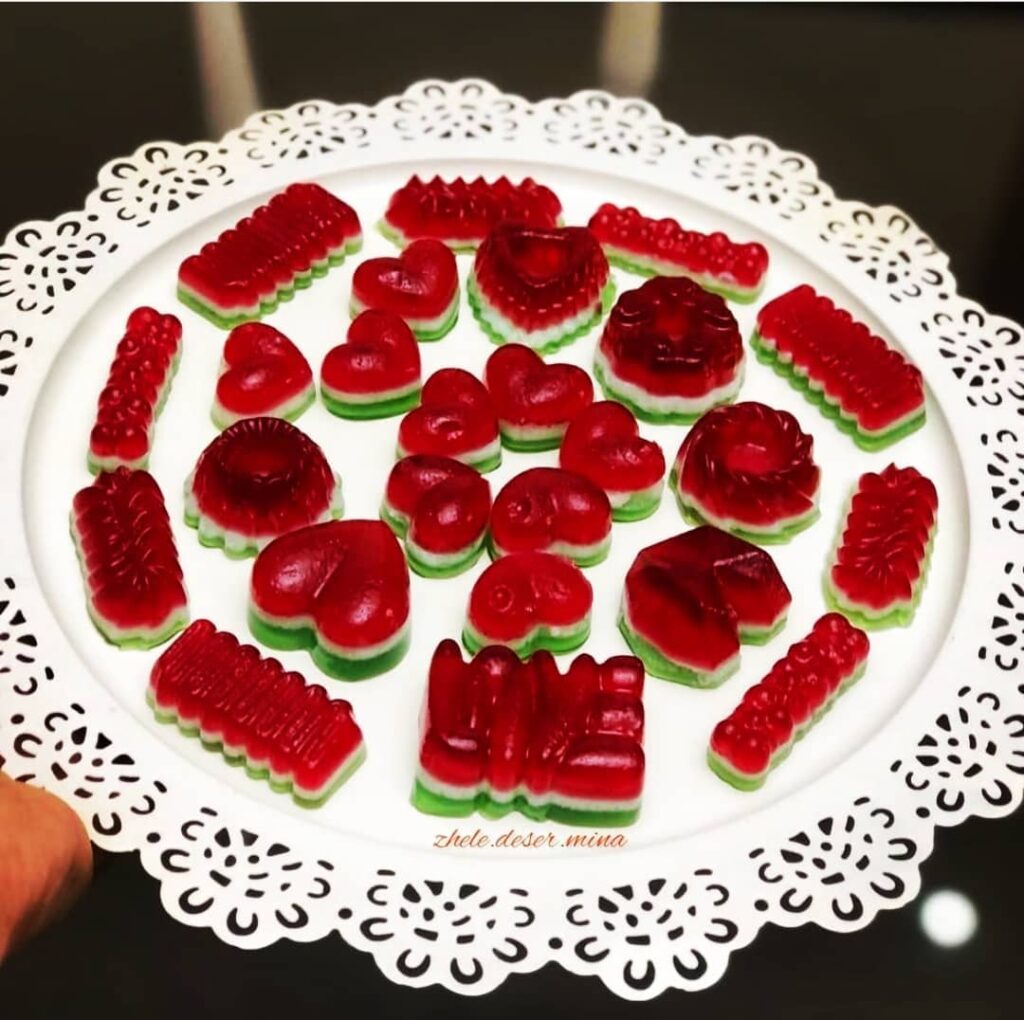 طرز تهیه پاستیل یلدایی کشدار و بازاری به روش خانگی