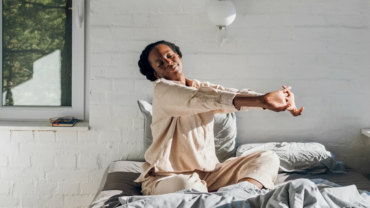 کمر درد صبحگاهی چرا کمرم صبح‌ها درد می‌گیرد؟‌ را‌های درمان.webp