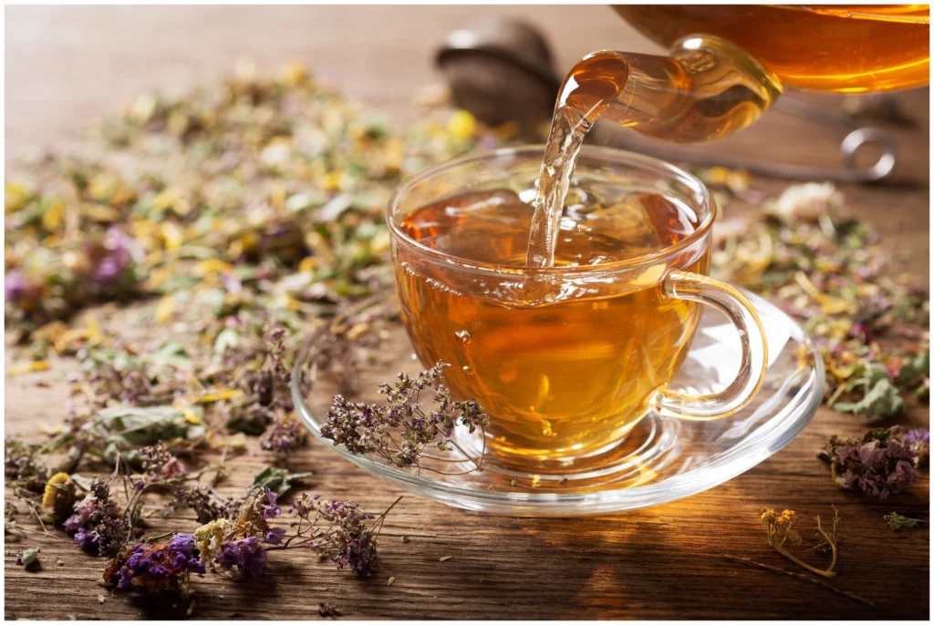 نحوه تهیه دمنوش سرماخوردگی با عناب، به و دارچین برای.webp