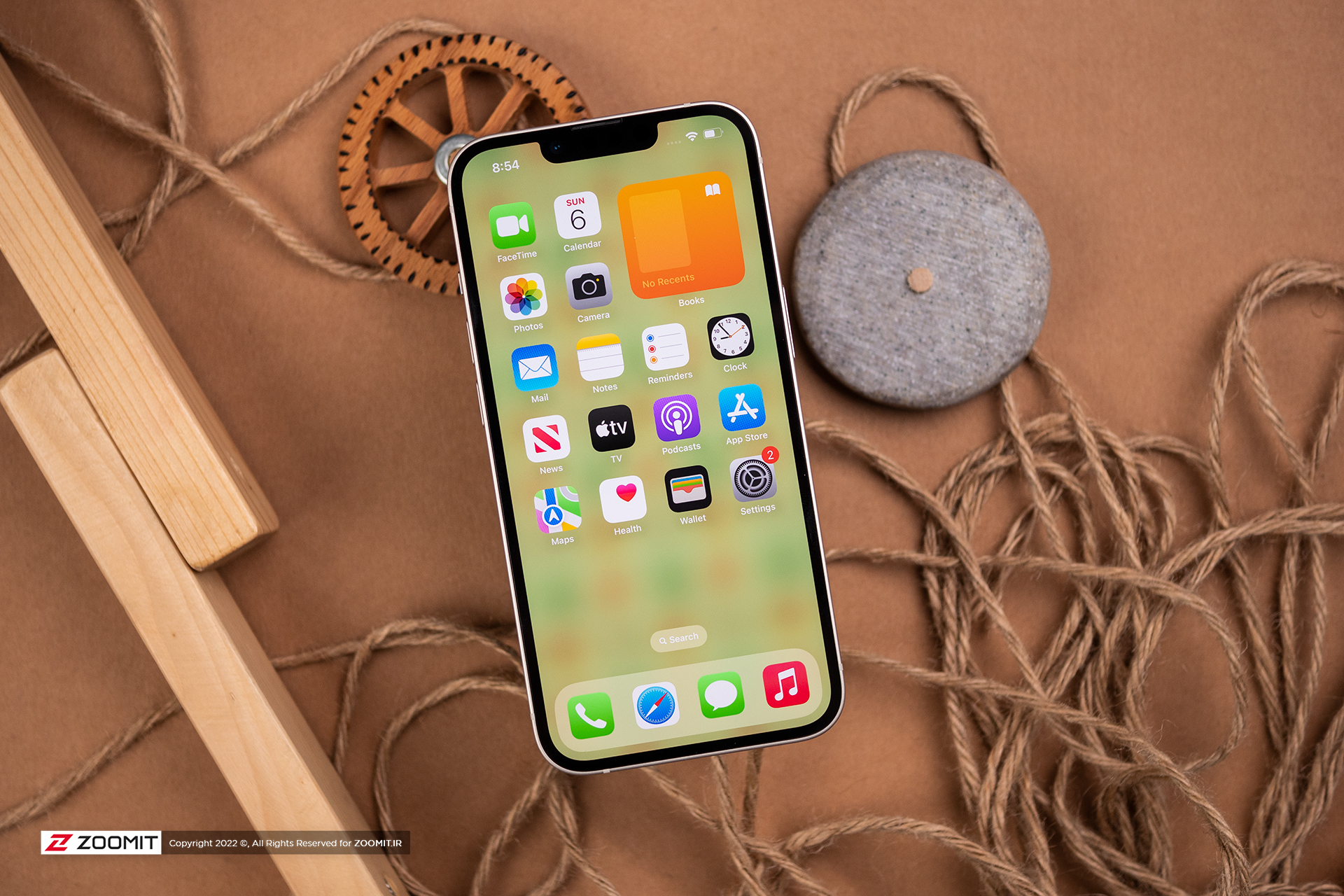 حالا همه آیفون‌ها به نمایشگر OLED مجهزند