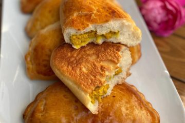 طرز تهیه نان فطیر مغزدار