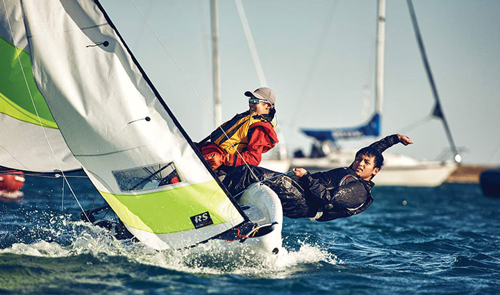 گران ترین ورزش های جهان؛ ۱۱ ورزش لاکچری و پرهزینه اما جذاب_سلوادور 26 قایق سواری - گران ترین ورزش های جهان