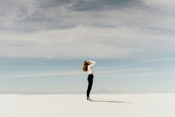 در ستایش خلوت: فواید فراموش‌شده تنها بودن