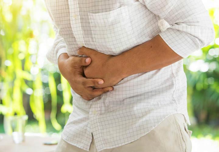 زیان های سرکه سیب؛ ۱۱ خطر احتمالی و عوارض سرکه سیب و مصرف بیشتر از حد آن_سلوادور 12 بروز برخی عوارض گوارشی در عده ای از مضرات سرکه سیب است.