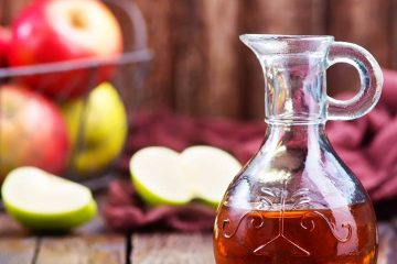 مضرات سرکه سیب - سرکه سیب در اثر تخمیر سیب با مخمرها تولید می‌ شود.