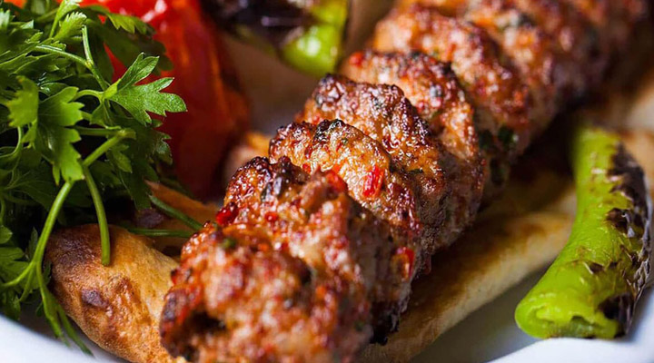 غذاهای محلی ترکیه؛ ۳۷ مورد از غذاهای ترکیه خوشمزه و دلچسب_سلوادور 81 1752240923 821 غذاهای محلی ترکیه؛ ۳۷ مورد از غذاهای ترکیه خوشمزه و