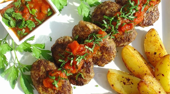 غذاهای محلی ترکیه؛ ۳۷ مورد از غذاهای ترکیه خوشمزه و دلچسب_سلوادور 85 1752240923 872 غذاهای محلی ترکیه؛ ۳۷ مورد از غذاهای ترکیه خوشمزه و