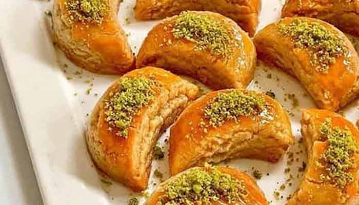 غذاهای محلی ترکیه؛ ۳۷ مورد از غذاهای ترکیه خوشمزه و دلچسب_سلوادور 97 1752240925 321 غذاهای محلی ترکیه؛ ۳۷ مورد از غذاهای ترکیه خوشمزه و