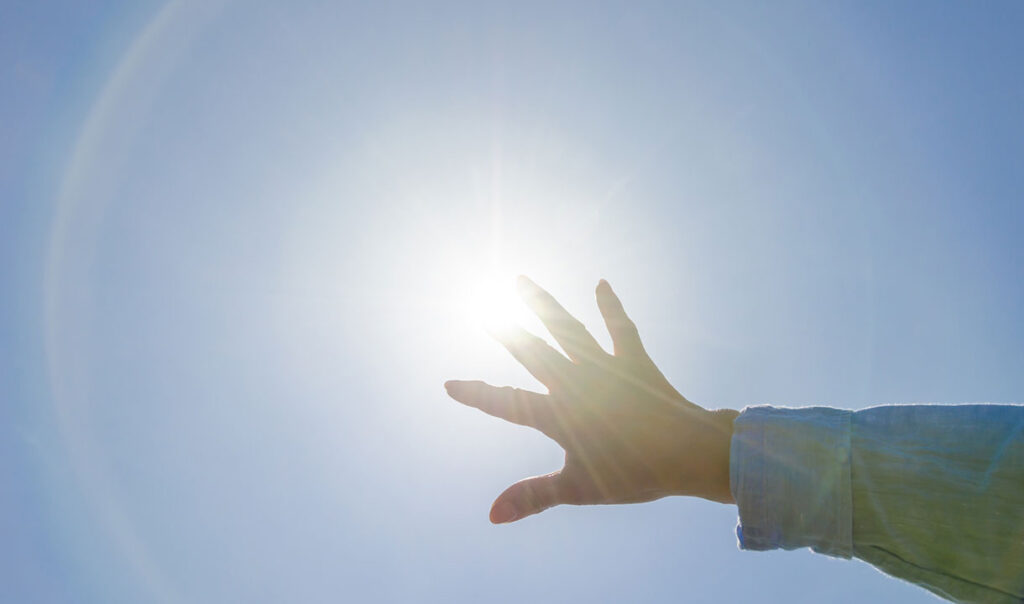 اشعه فرابنفش چیست؟ + عوارض اشعه فرابنفش_سلوادور 6 اشعه فرابنفش چیست؟