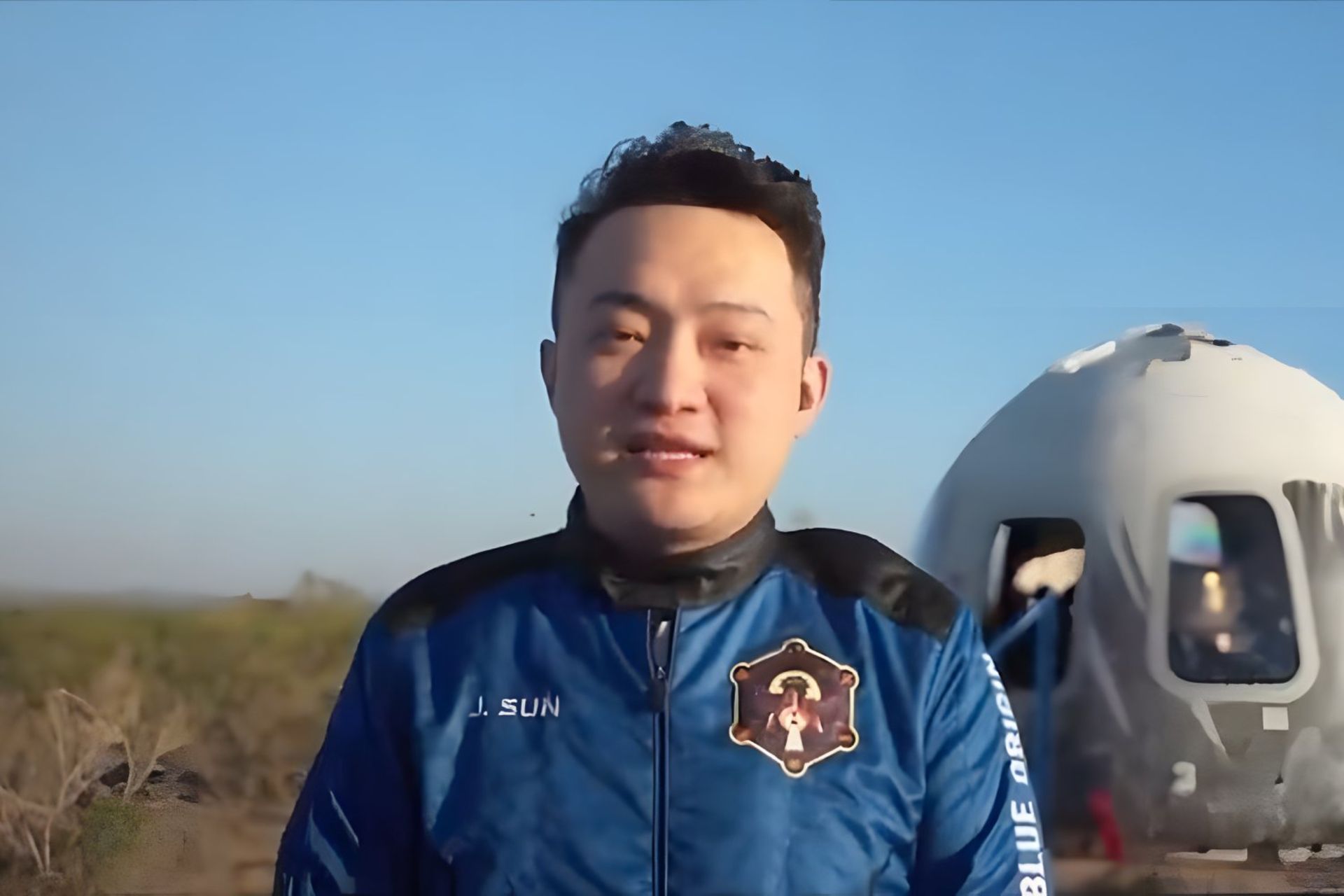 جاستین سان پس از بازگشت از سفر  فضایی