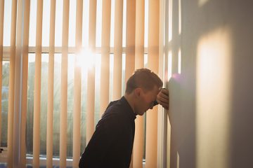 علل ایجاد آگورافوبیا چیست