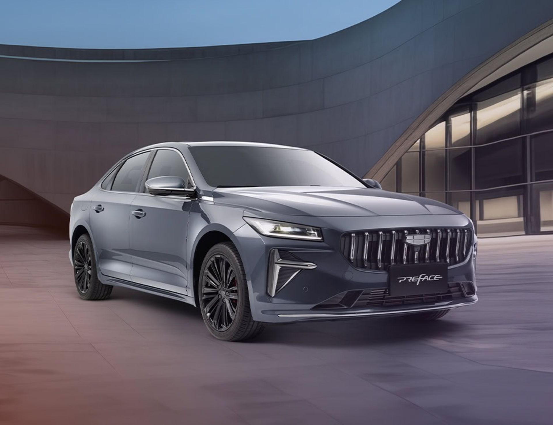 نمای سه‌چهارم جلو خودرو جیلی پری‌فیس