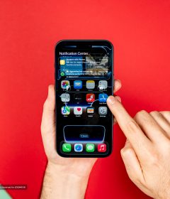 اپل سرویس‌های هوش مصنوعی رقیب را وارد اکوسیستم خود می‌کند