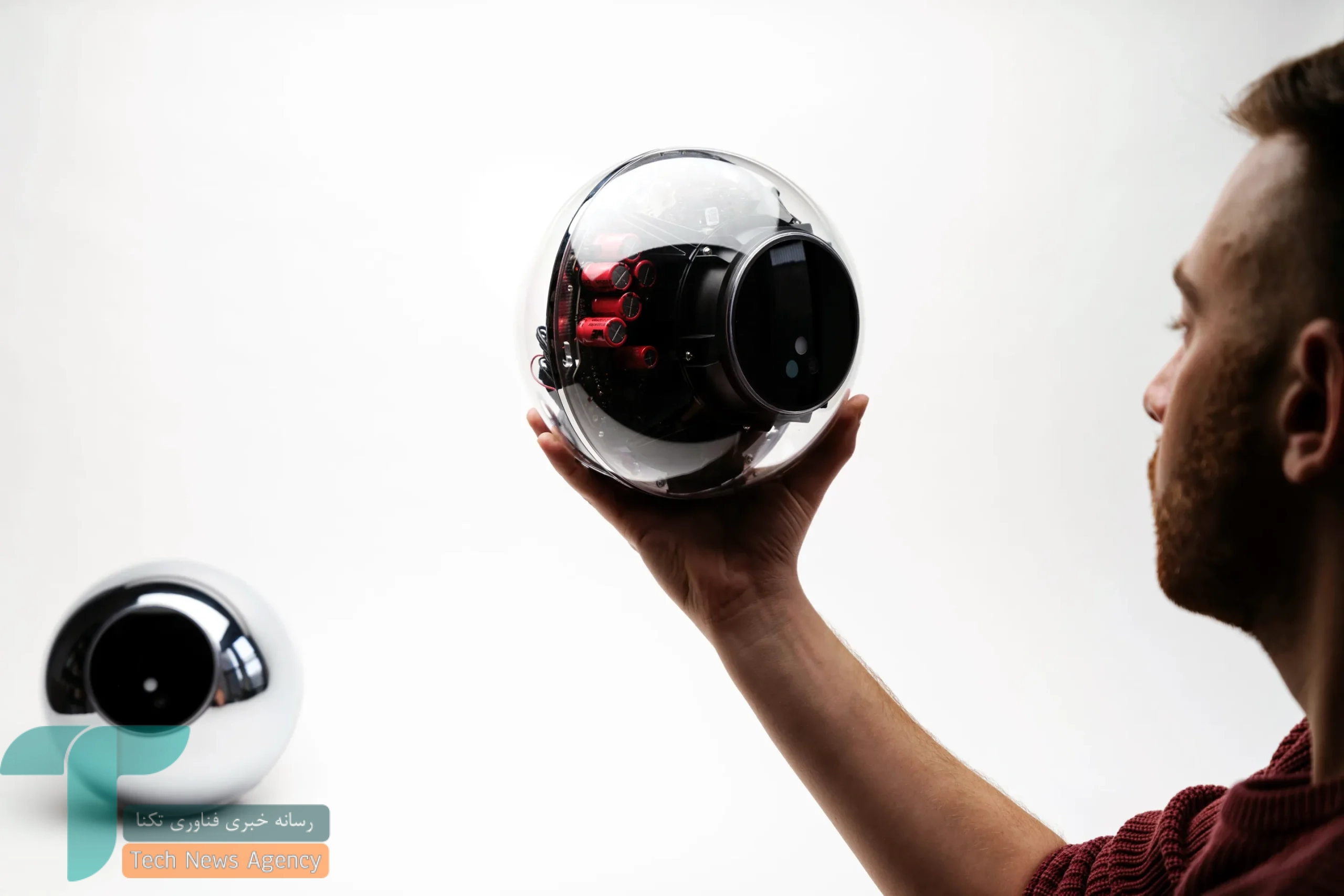 ورلدکوین از دستگاه مخصوص برای ساخت شبکه جهانی هویت انسانی رونمایی کرد